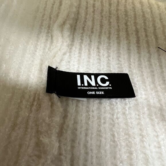 INC international concepts beanie hat - Picture 4 of 6